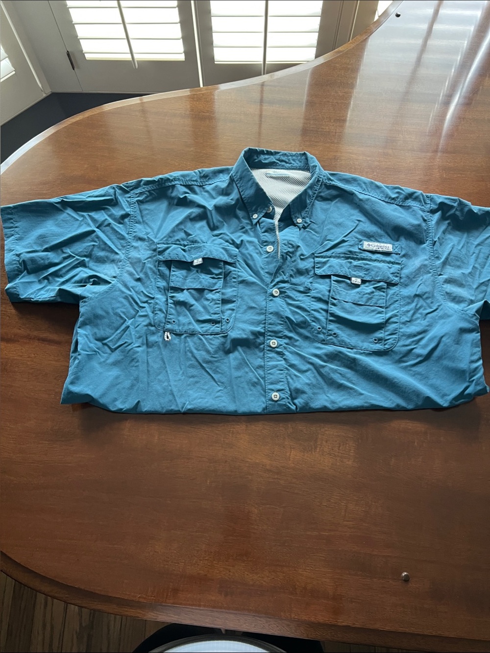 Columbia Men's Blue Short-Sleeve Performance Shirt Jacket